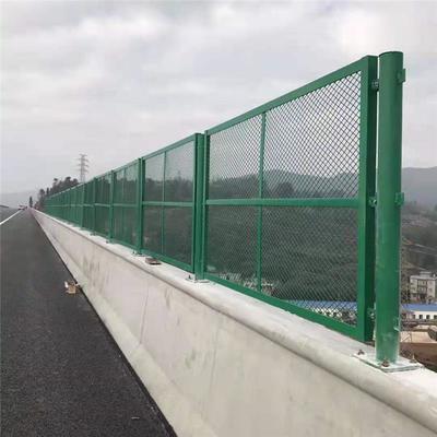 足球场围栏网价格-球场围栏网-护竣护栏网加工(查看)