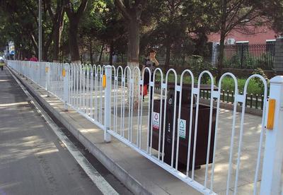 市政护栏简介及应用地