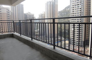 家庭装修时,为什么大家都选择锌钢护栏