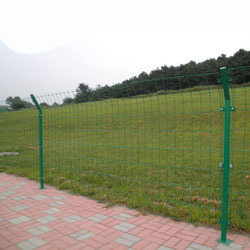 中国五金工具市场 护栏标准件供应与行业趋势分析